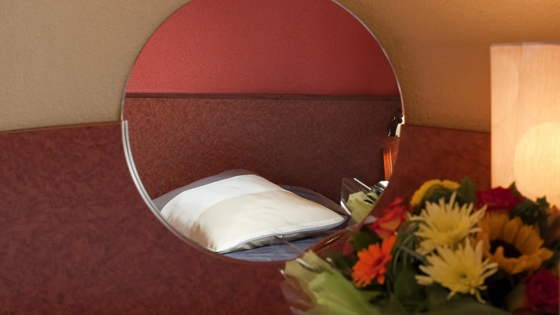 Hôtel La Solitude Lourdes Hotel