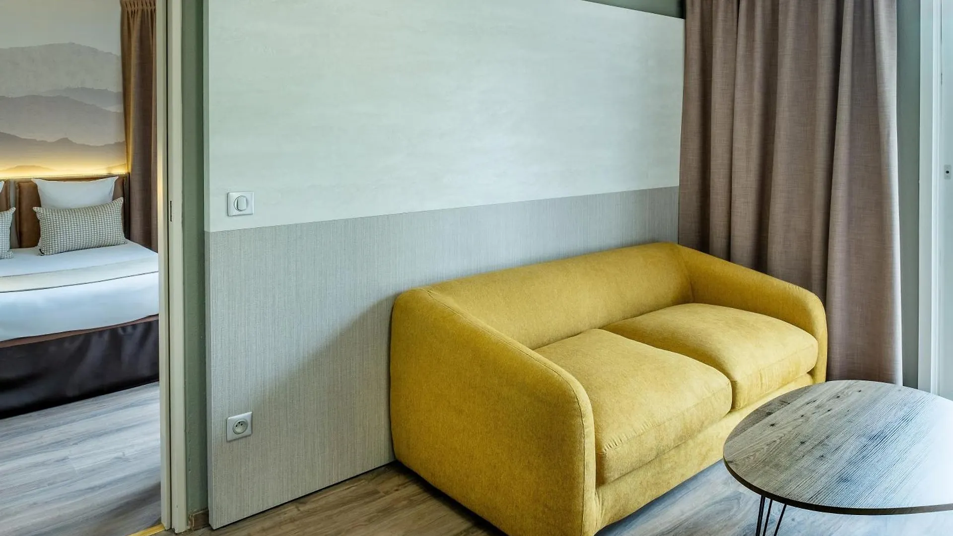 Hôtel La Solitude Lourdes Hotel